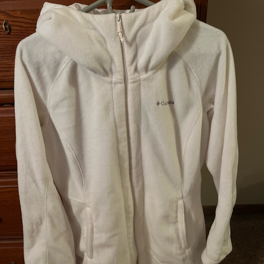 Columbia jacket with hood  size large - Picture 4 of 4